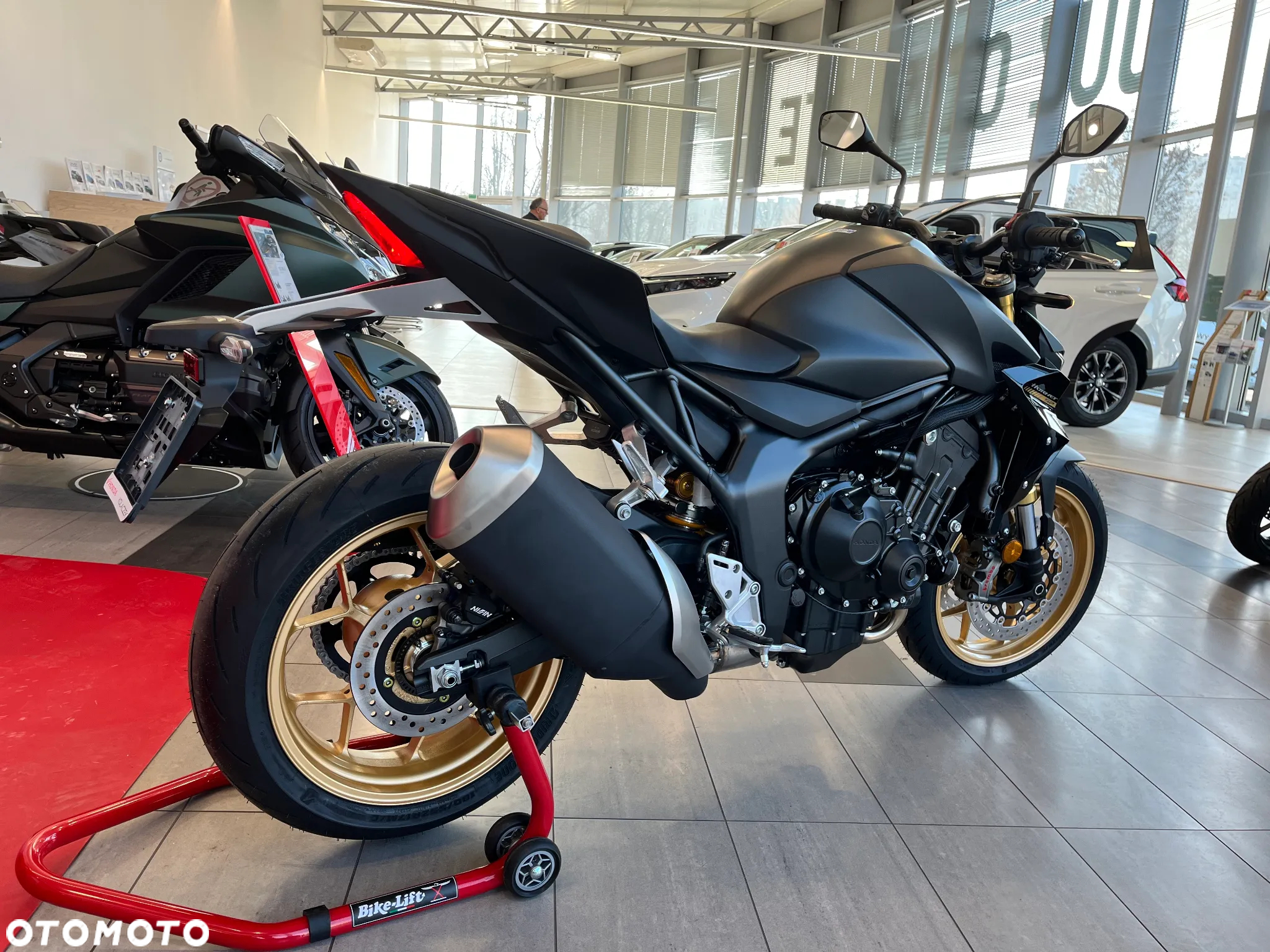 Honda CB - 3