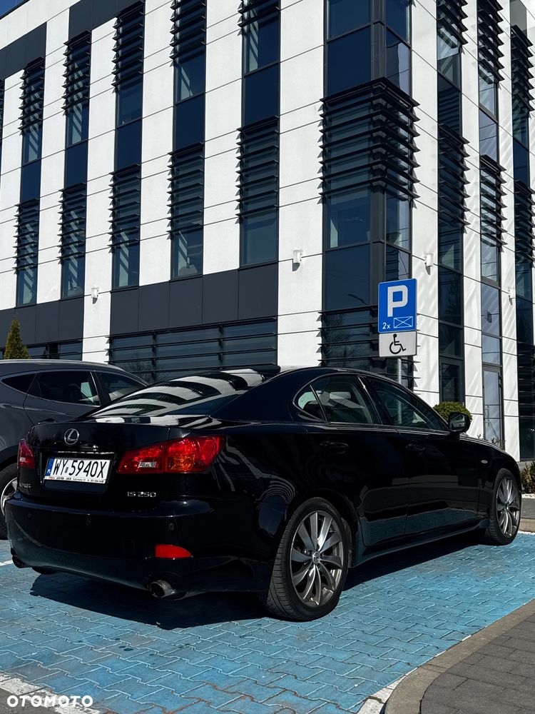 Lexus IS 250 Classic - 3