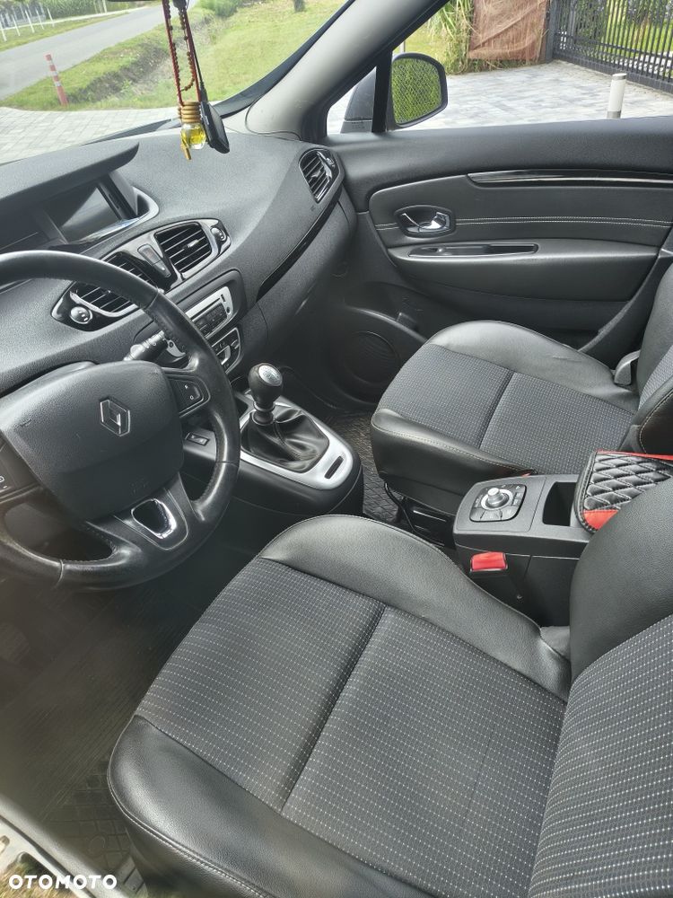 Renault Scenic - 5