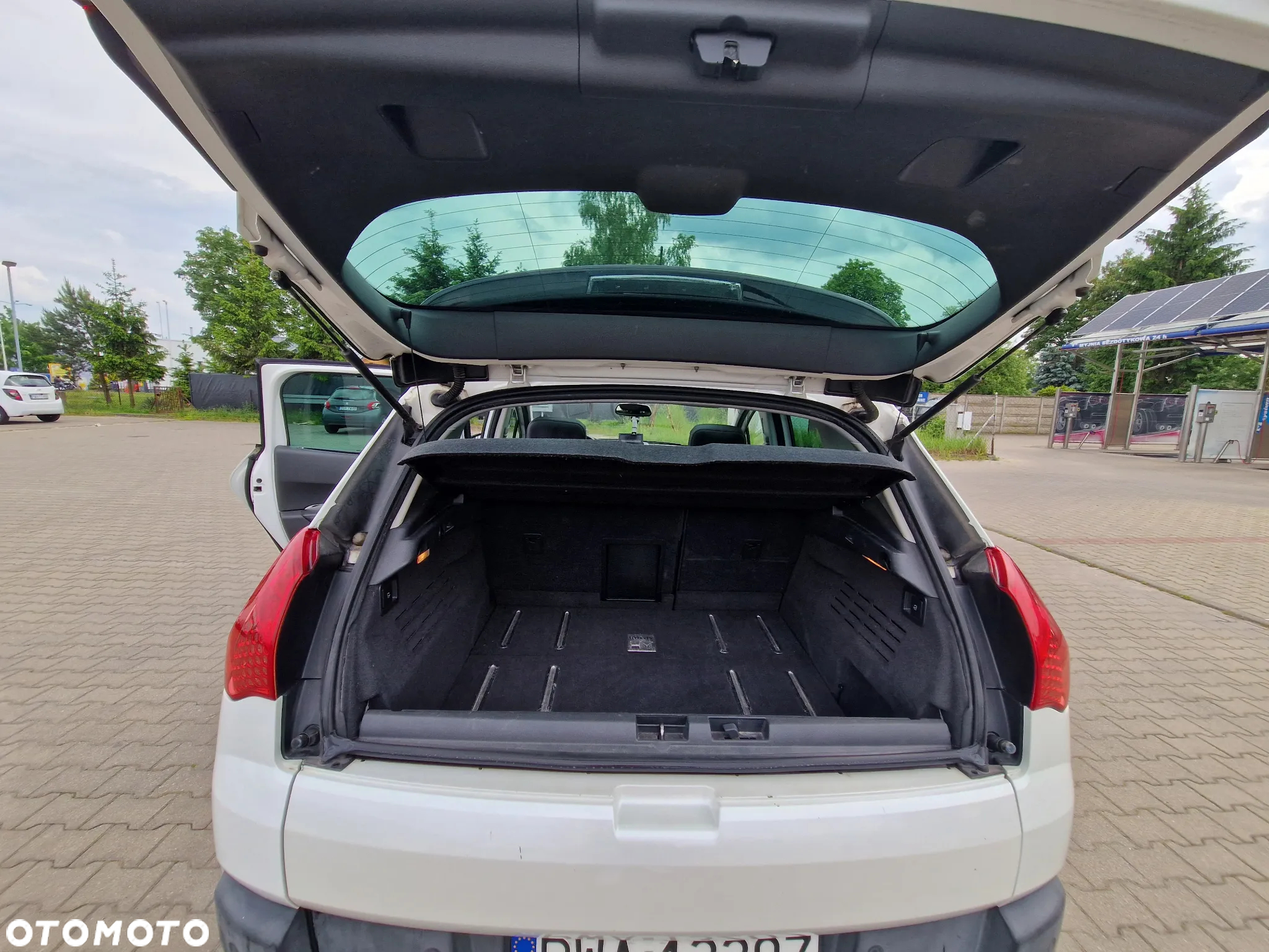 Peugeot 3008 2.0 HDi HYbrid4 - 6