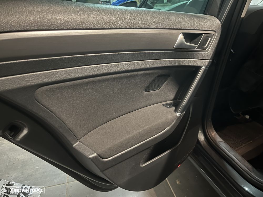 VW Golf Variant 1.5 TSI BM Confortline - 10