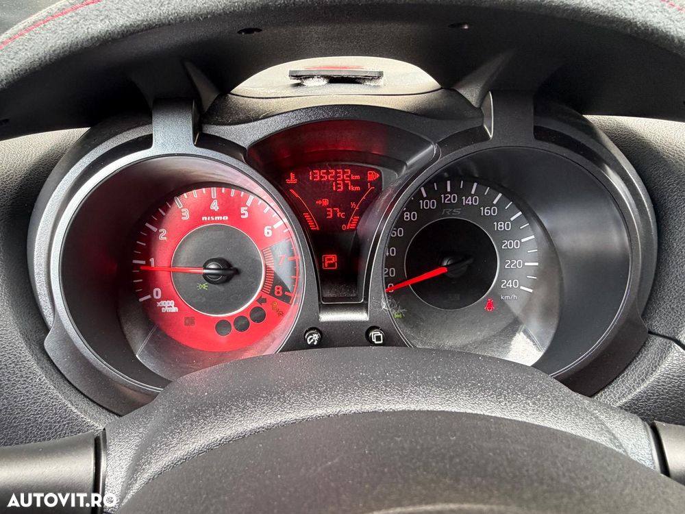 Nissan Juke 1.6 DIG-T ALL-MODE 4x4i Xtronic Nismo RS - 12