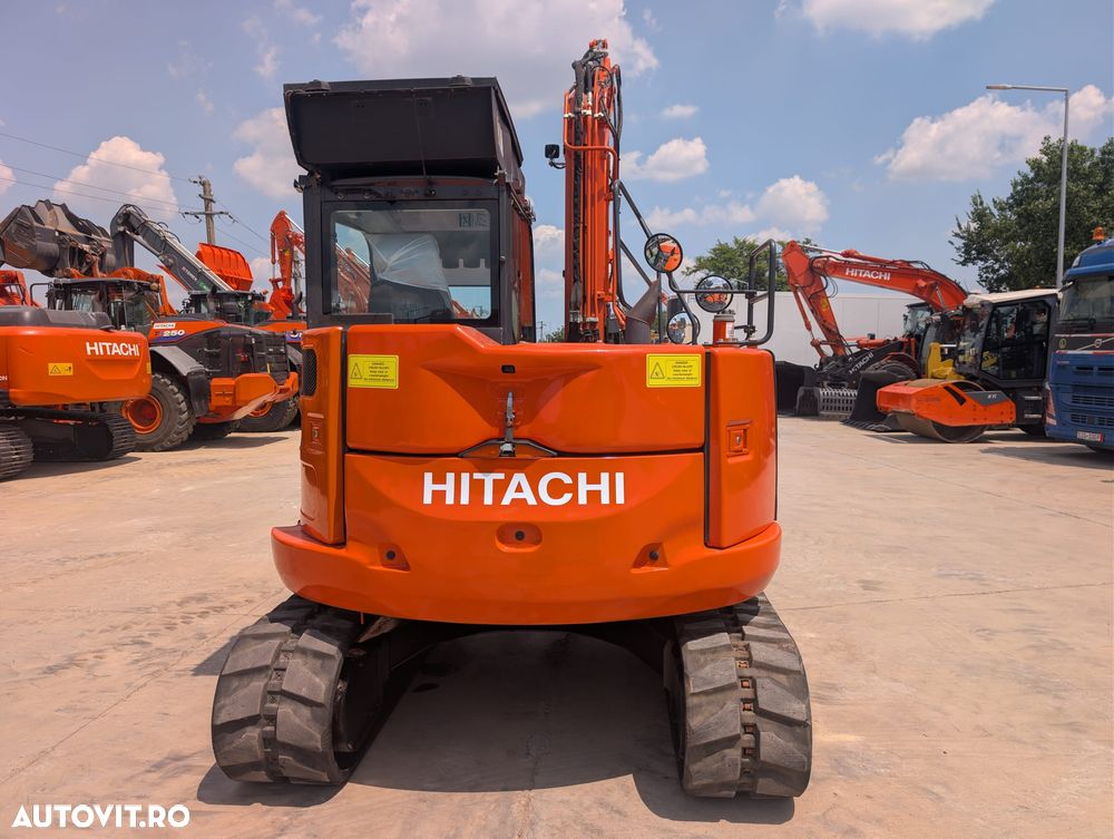 Hitachi ZX85USB-6, 2022, 2.513 ore, Masa 8,6 tone, CUPLA RAPIDA HIDRAULICA+3 CUPE NOI, inst picon pe brate, Camera pt masalier, Aer cond, senile cauciuc 90% ok, ad sapare 6m, computer de bord in romana, CA NOU, posibil leasing 4 ani, PROMOTIE 62.900 Euro+tva - 35
