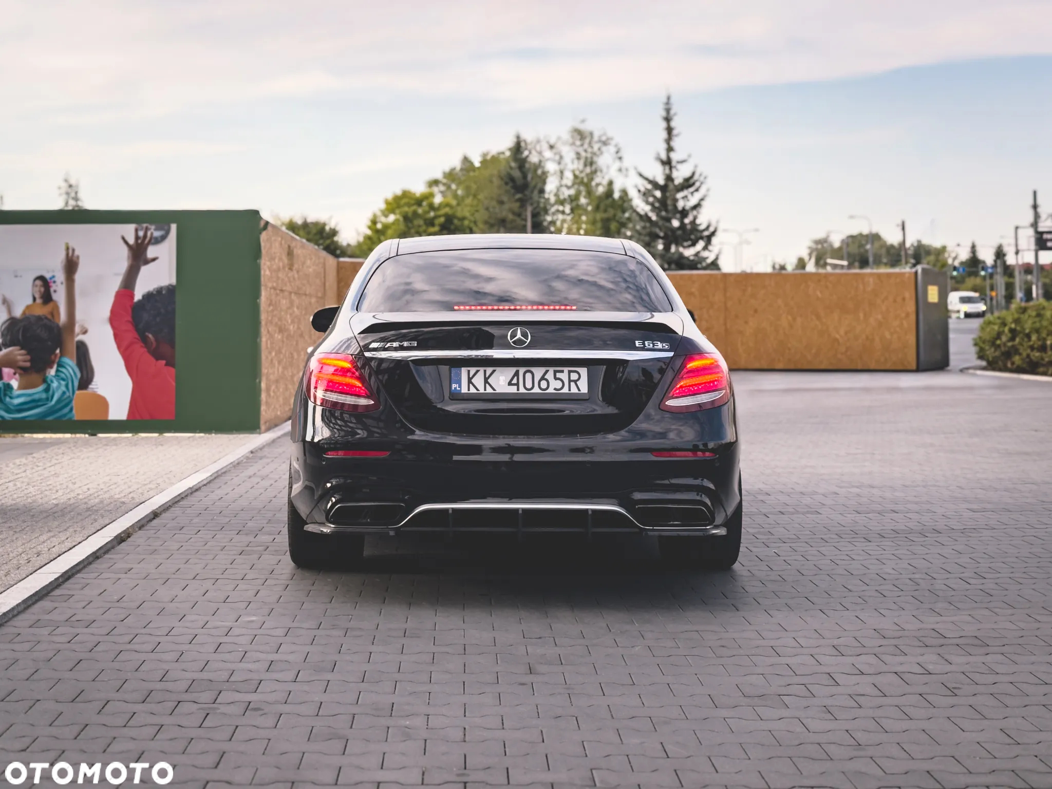 Mercedes-Benz Klasa E AMG 63 S 4Matic+ T AMG Speedshift MCT-9G - 9