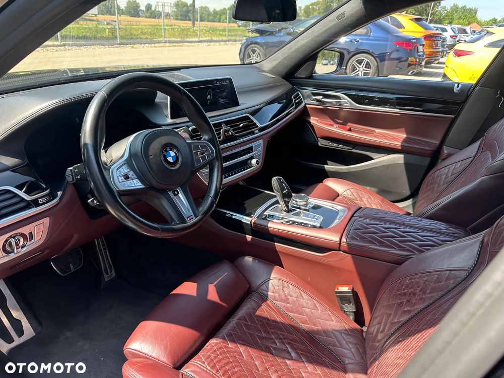 BMW Seria 7 - 15