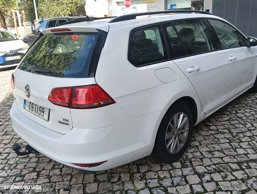 VW Golf Variant 1.6 TDi BlueMotion Confortline - 32