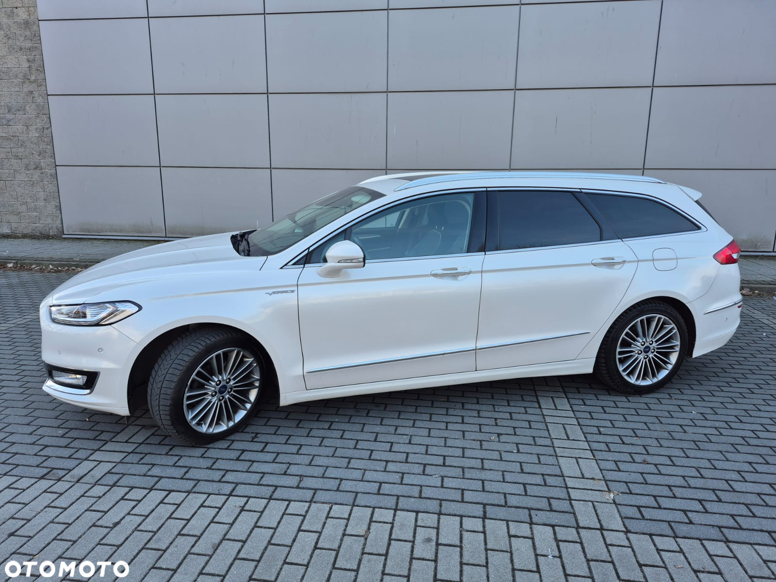 Ford Mondeo 2.0 TDCi Start-Stopp PowerShift-Aut Vignale - 3