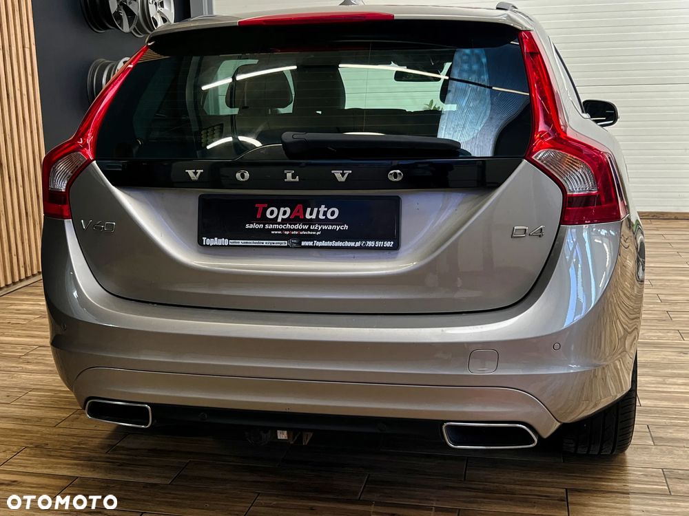 Volvo V60 D4 Geartronic Summum - 9