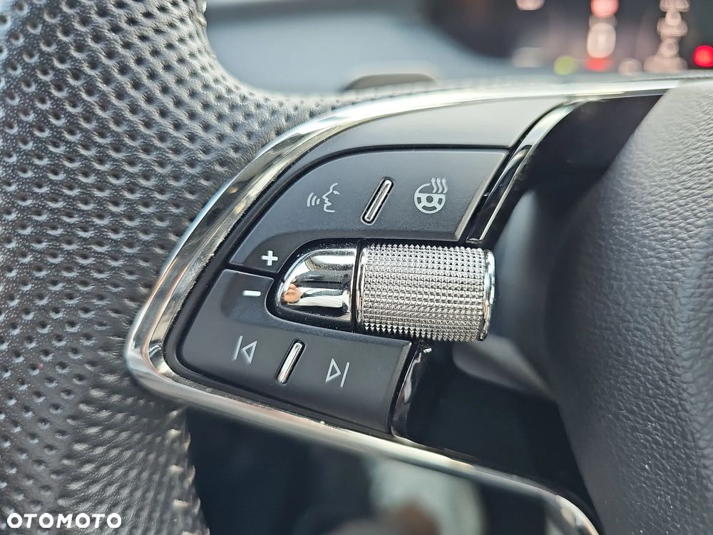 Skoda Enyaq 80x 82kWh Sportline Maxx - 24