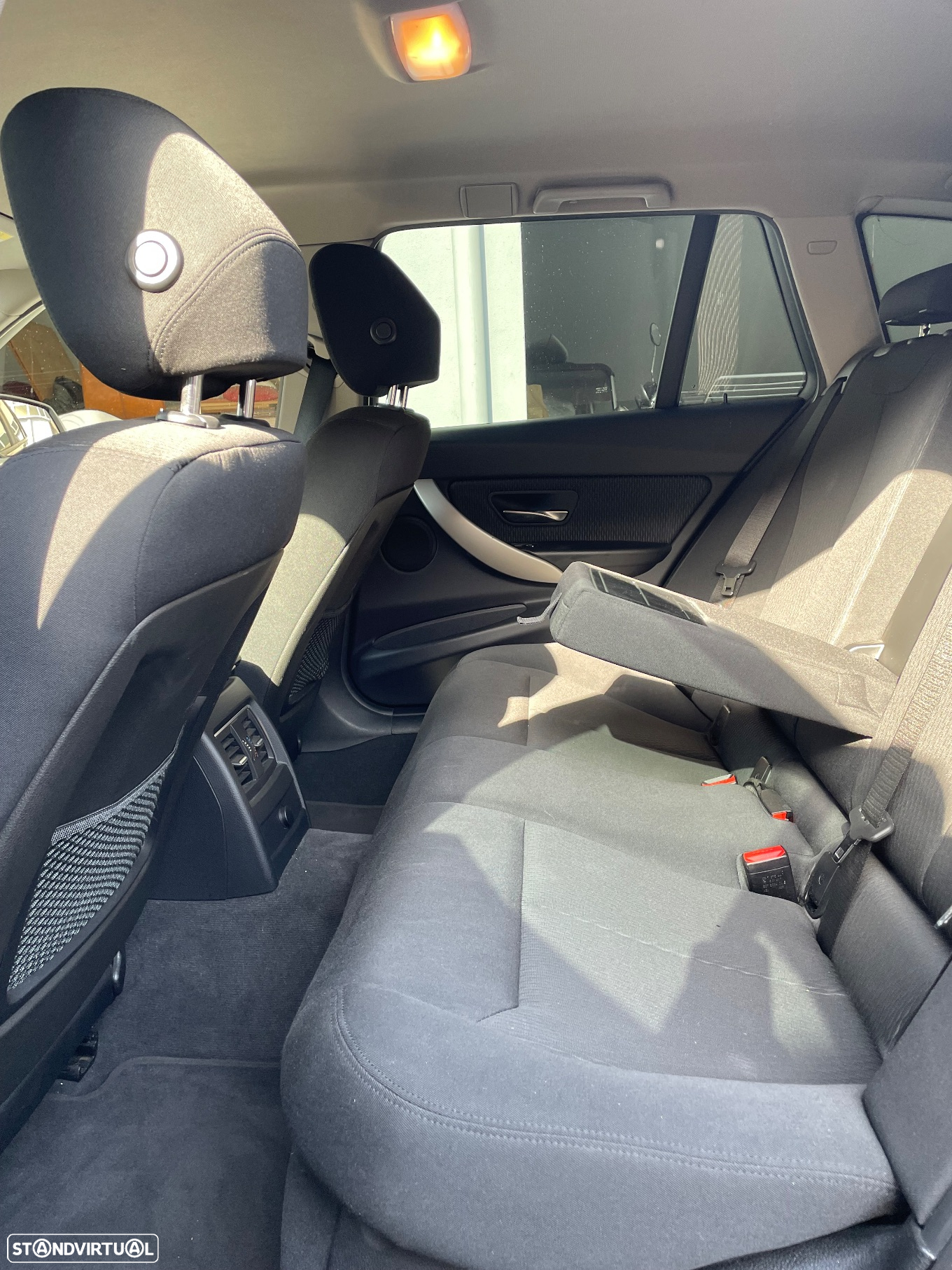 BMW 320 d Touring Aut. Sport Line - 12