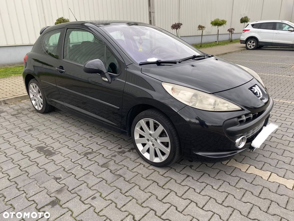 Peugeot 207 - 13