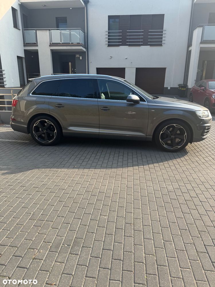 Audi Q7 - 3
