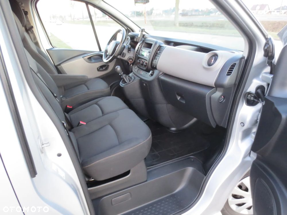 Renault Trafic - 14
