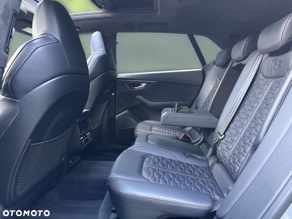 Audi RS Q8 - 18