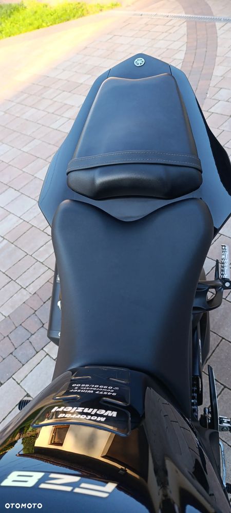Yamaha FZ8 - 10