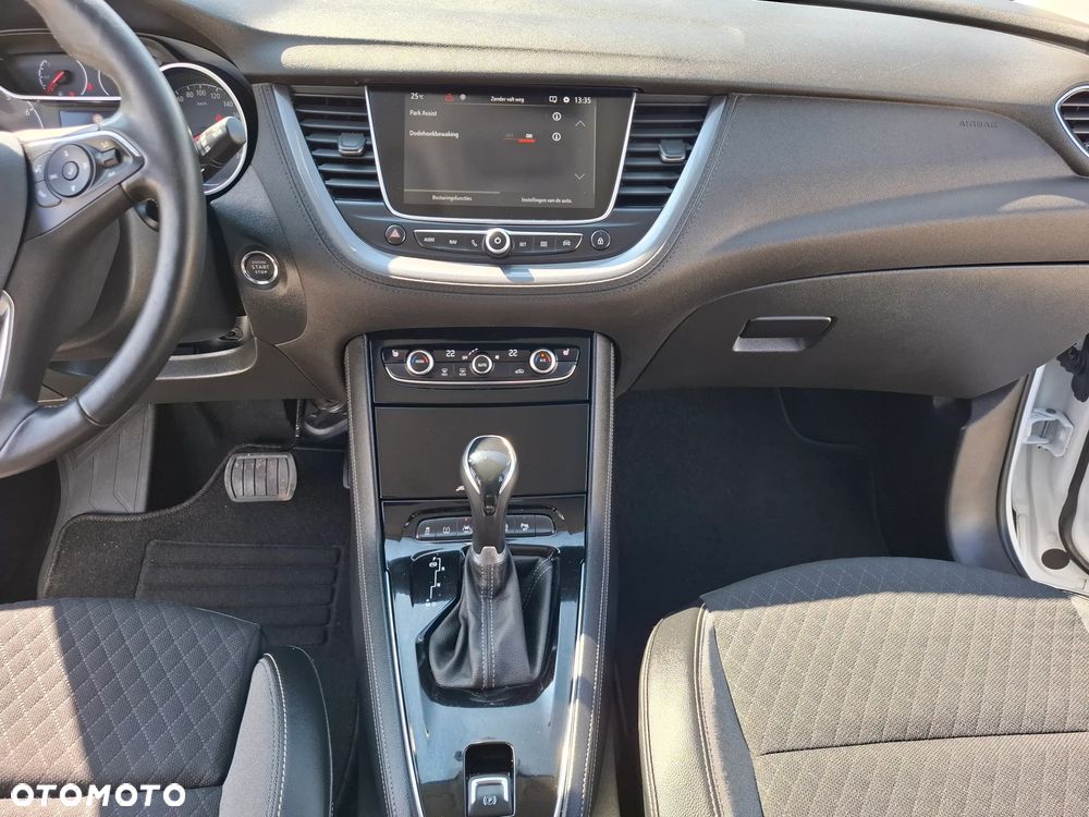 Opel Grandland X 1.2 Start/Stop Automatik Business INNOVATION - 22