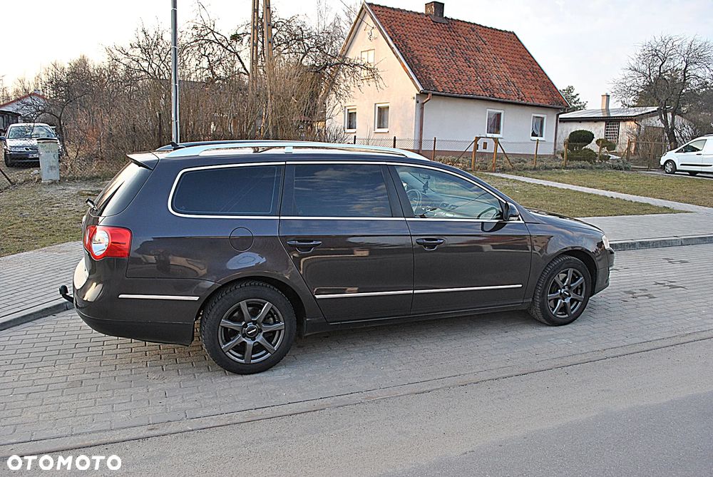 Volkswagen Passat - 5