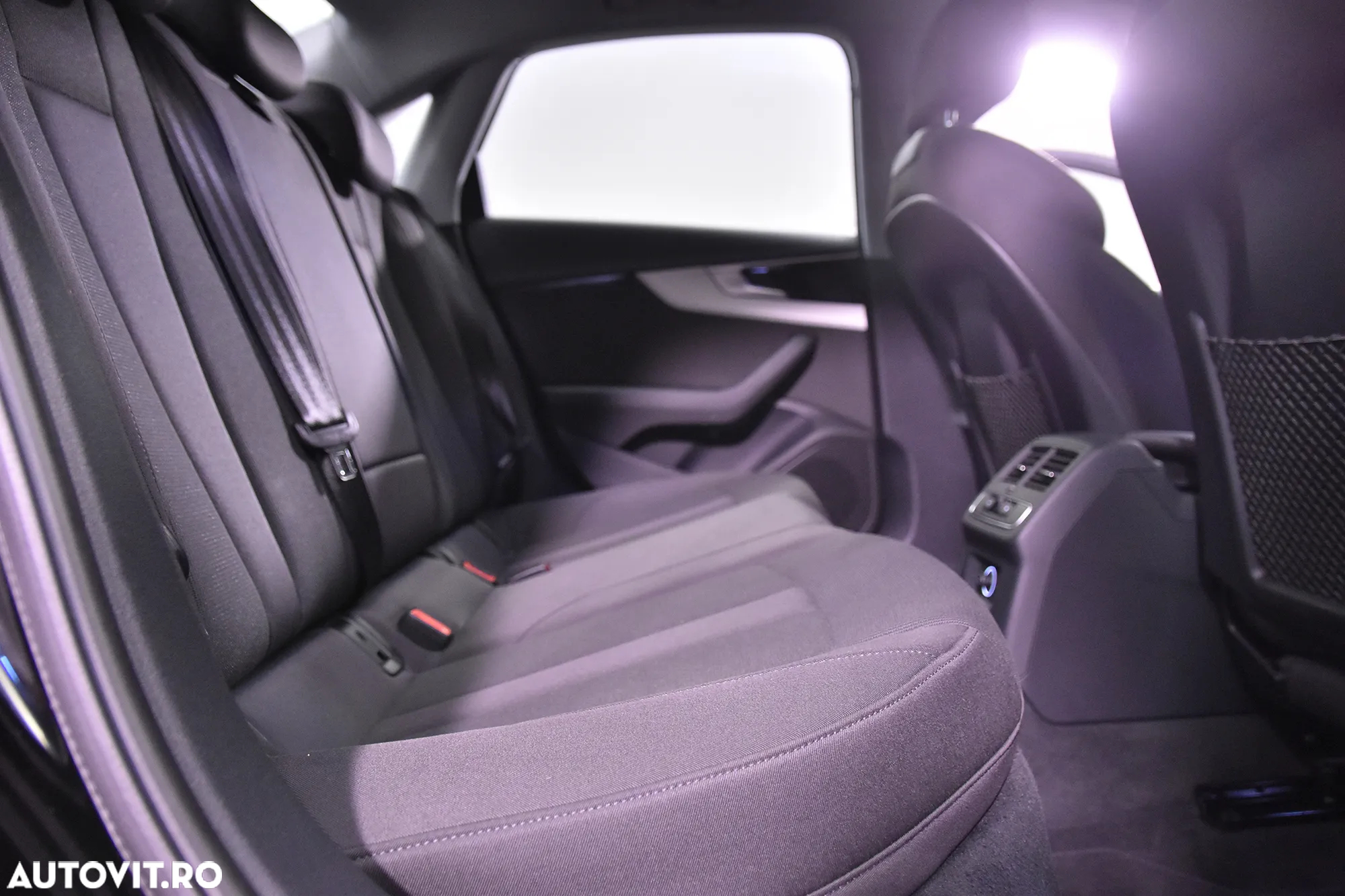 Audi A4 - 12