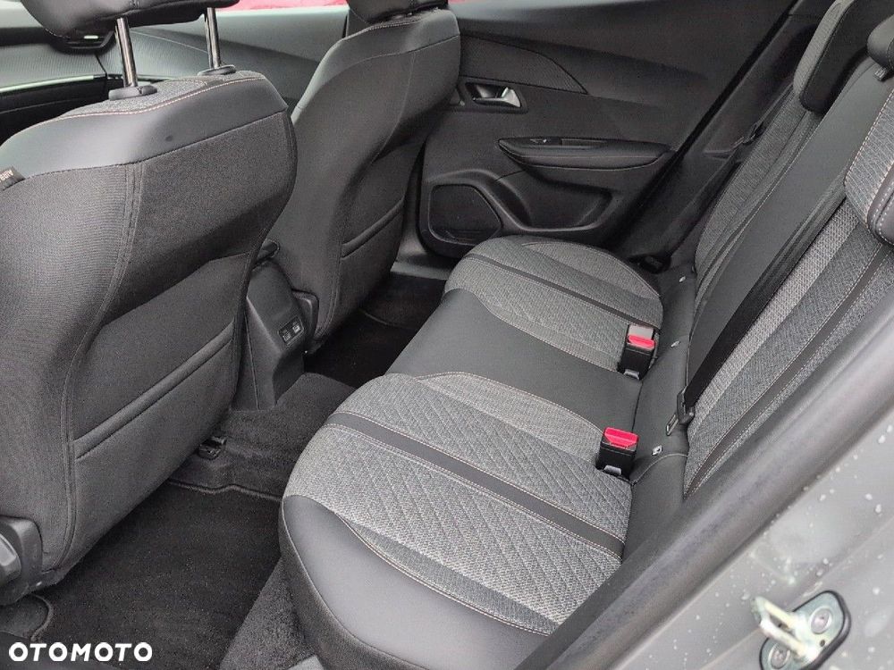 Peugeot 2008 PureTech mHEV Allure e-DCS6 - 10