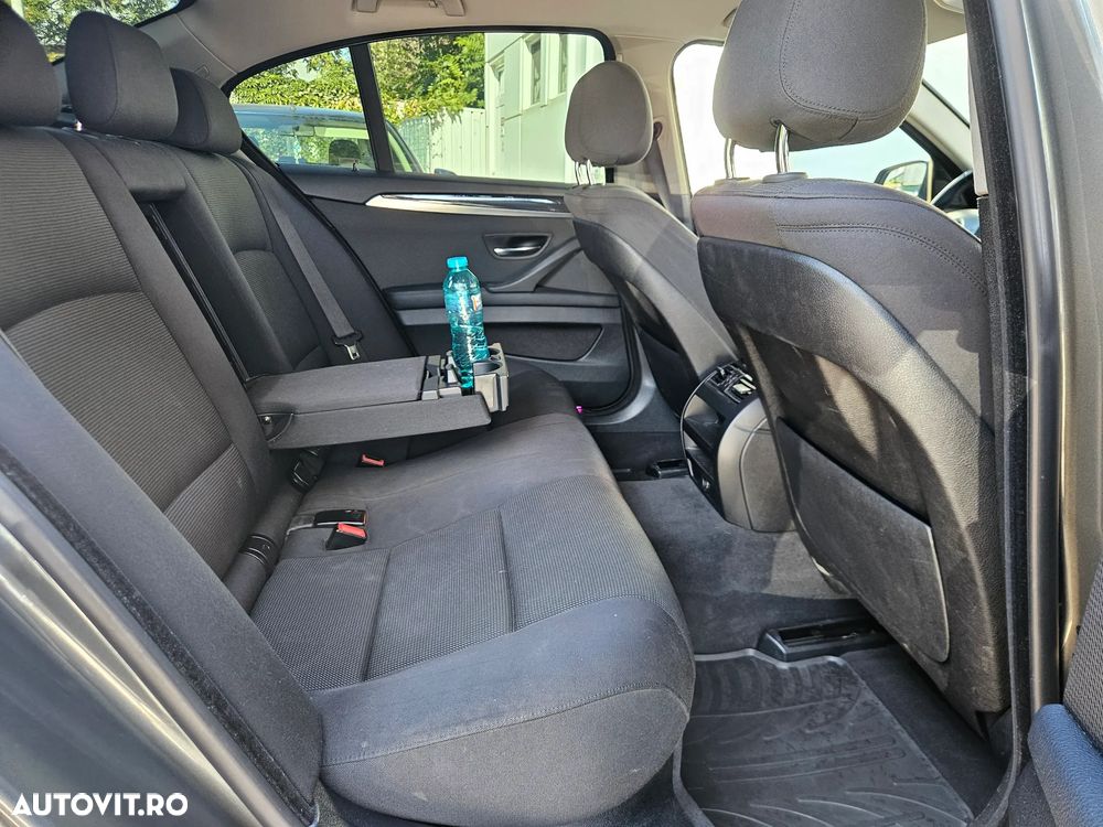 BMW Seria 5 520d Aut. - 6
