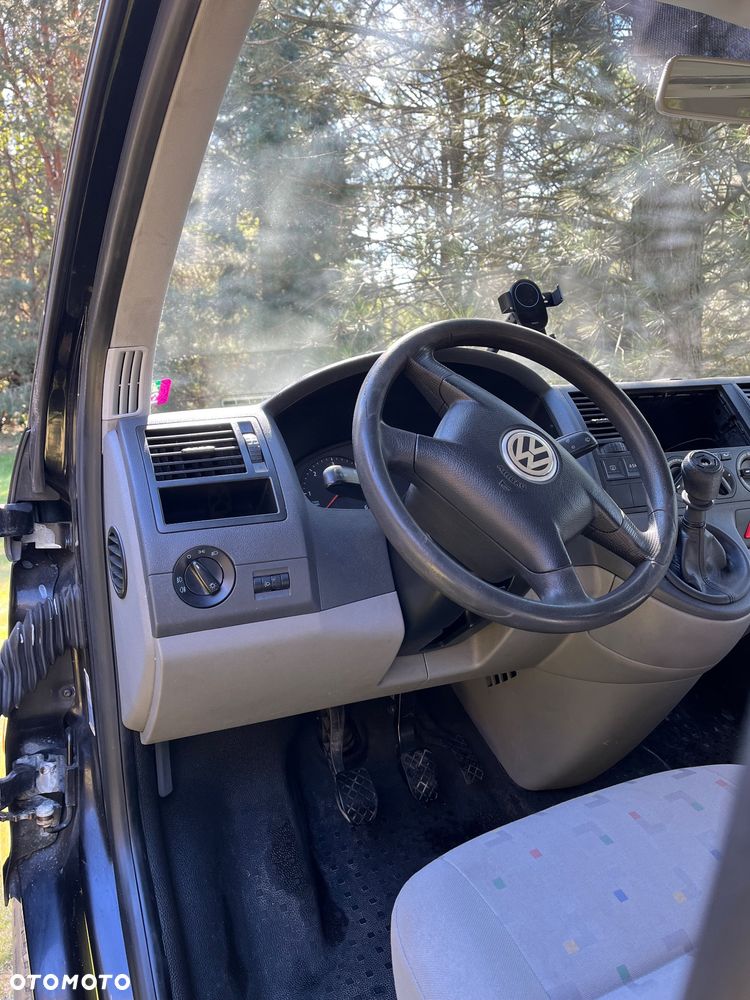 Volkswagen Transporter - 4