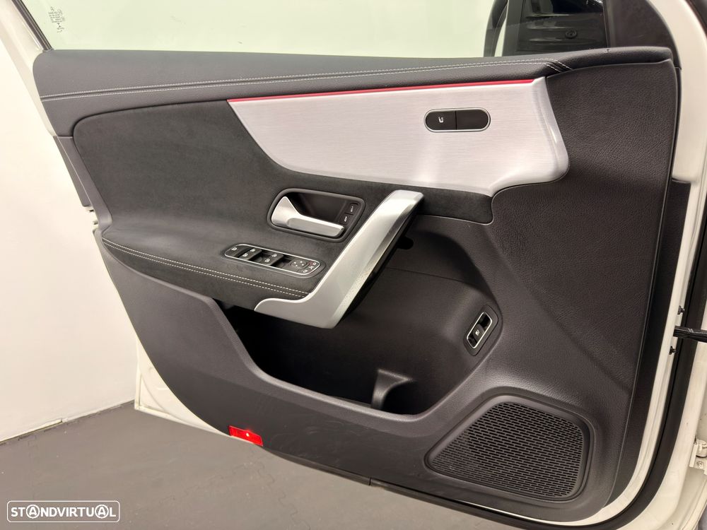 Mercedes-Benz A 250 Limousine e 8G-DCT AMG Line Advanced - 31