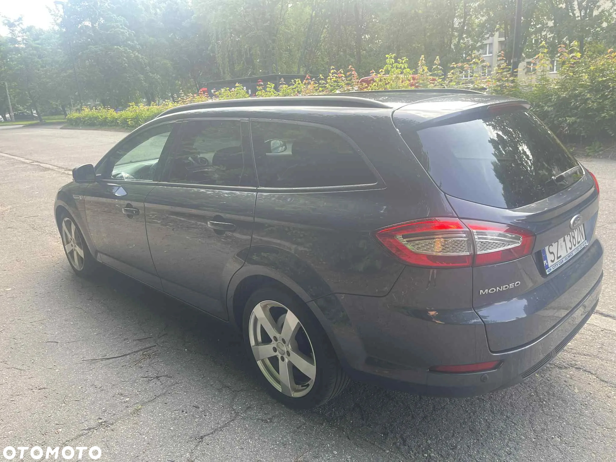 Ford Mondeo 2.0 TDCi Ambiente - 4