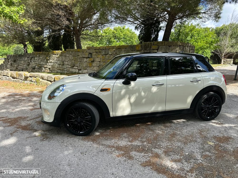 MINI 5 Portas Cooper D - 6