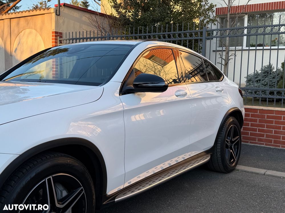 Mercedes-Benz GLC 300 4MATIC MHEV - 16