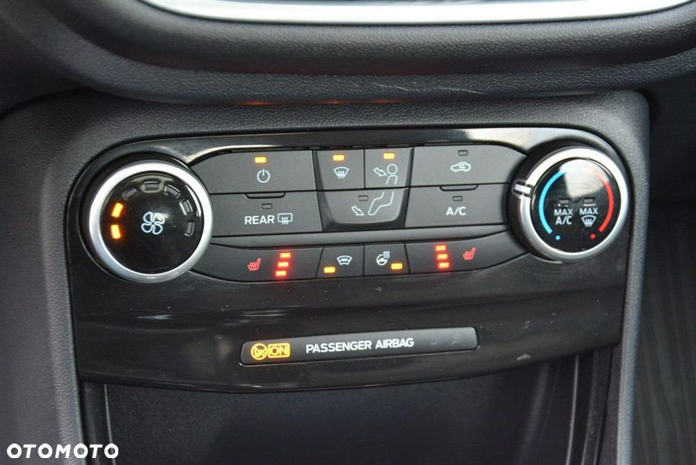 Ford Puma 1.5 EcoBlue TITANIUM - 28