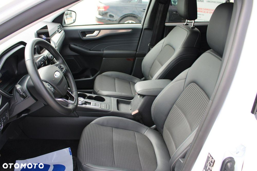 Ford Kuga - 13