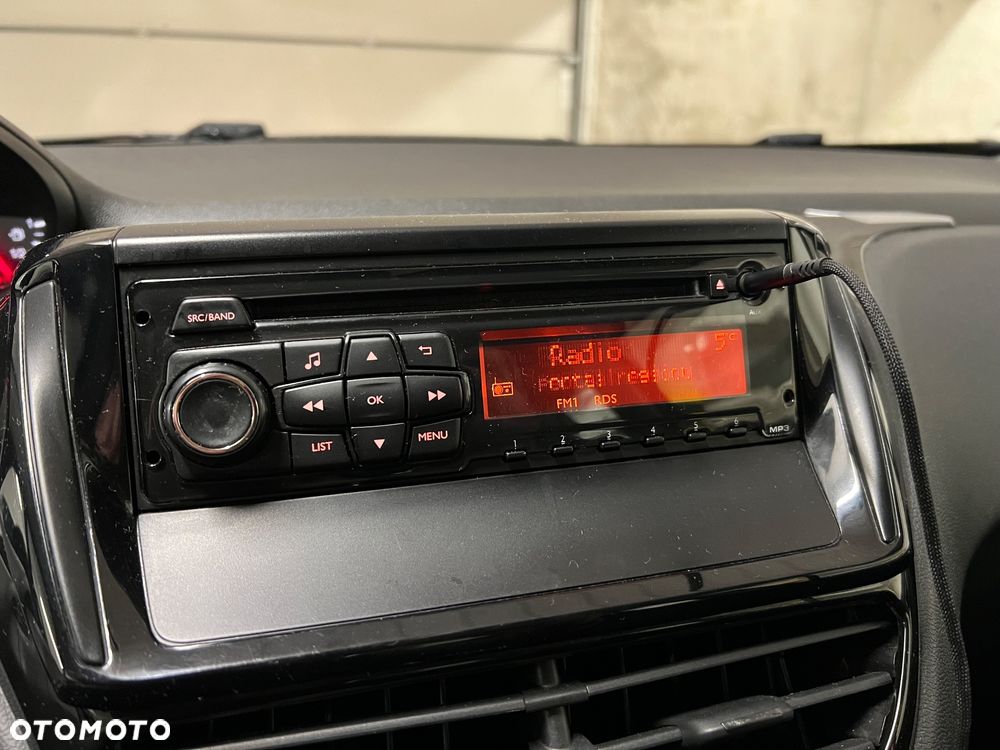 Peugeot 208 1.0 PureTech Access - 29