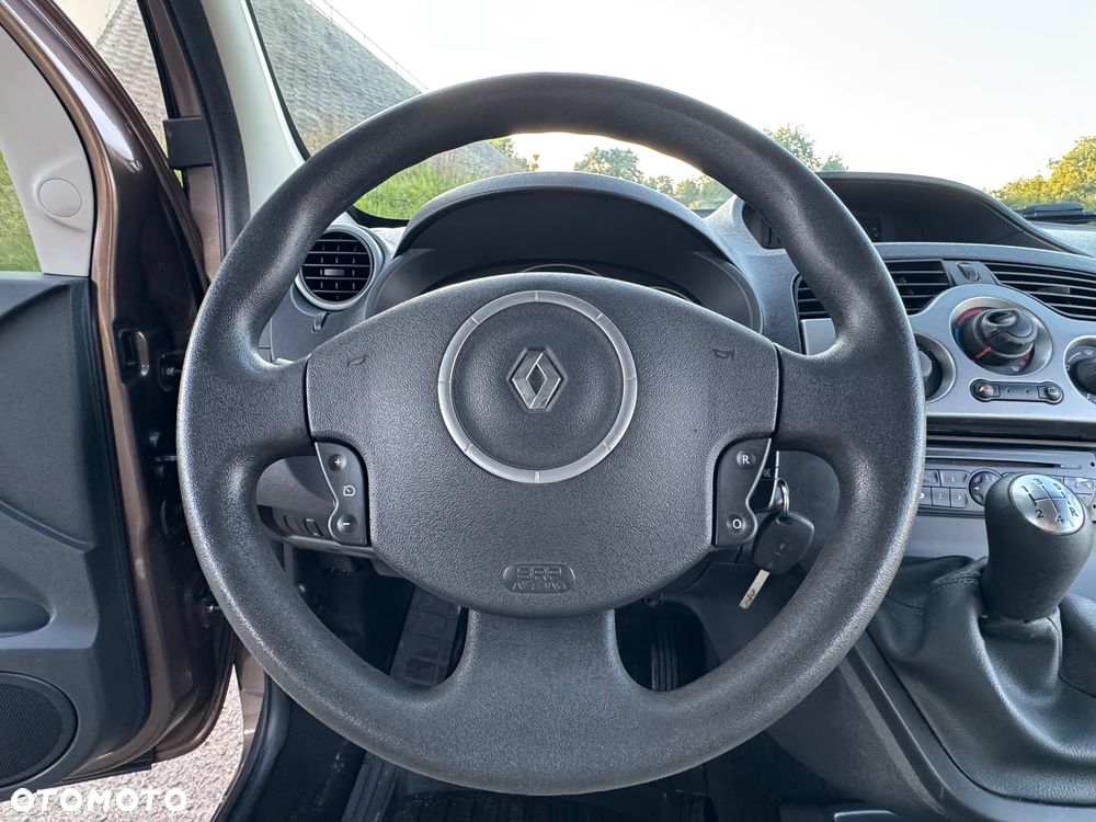 Renault Kangoo 1.6 16V 105 Luxe - 36