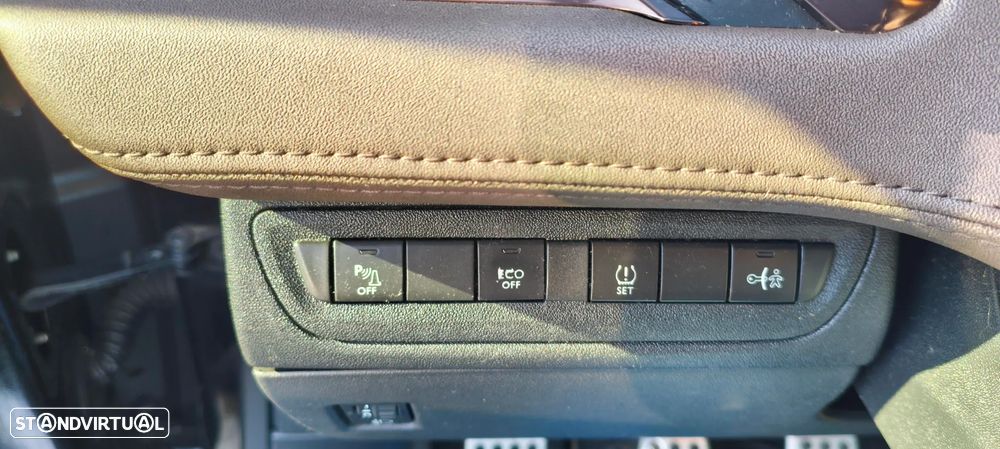 Peugeot 2008 e-HDi FAP 115 STOP & START Allure - 6