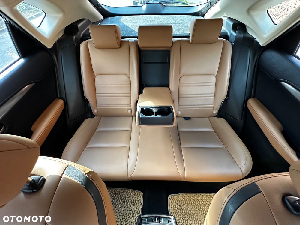 Lexus NX 300h E-FOUR Luxury Line - 16
