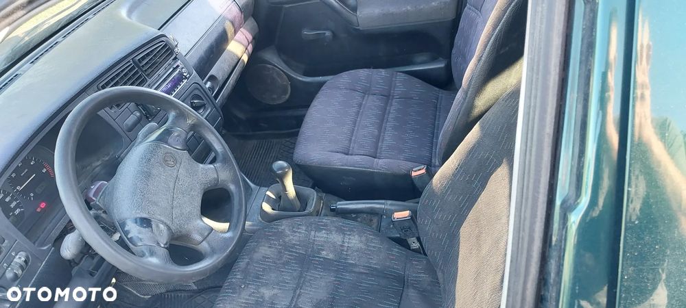 Volkswagen Golf 1.9 TDI 4Mot - 7