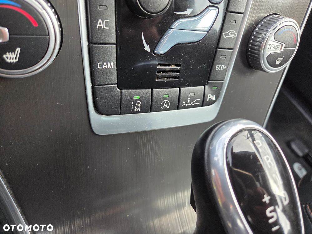 Volvo XC 60 D4 Drive-E Summum - 10