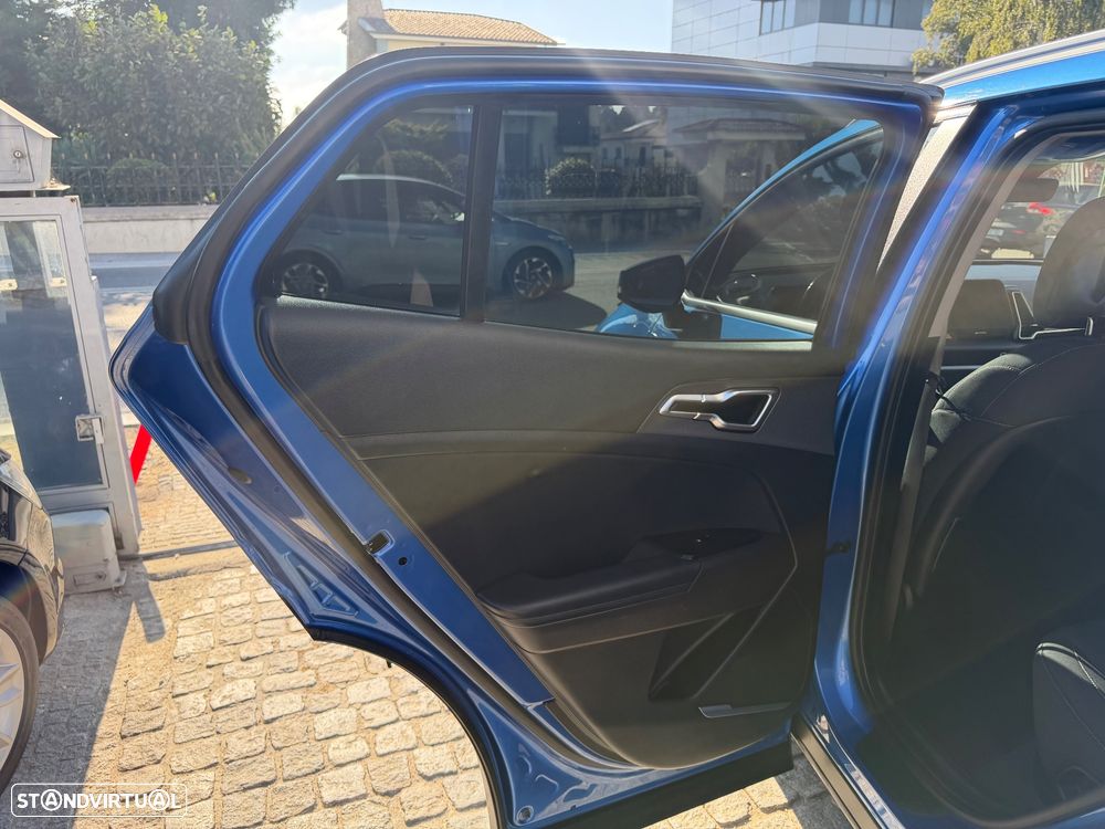 Kia Sportage 1.6 T-GDi PHEV Tech - 26