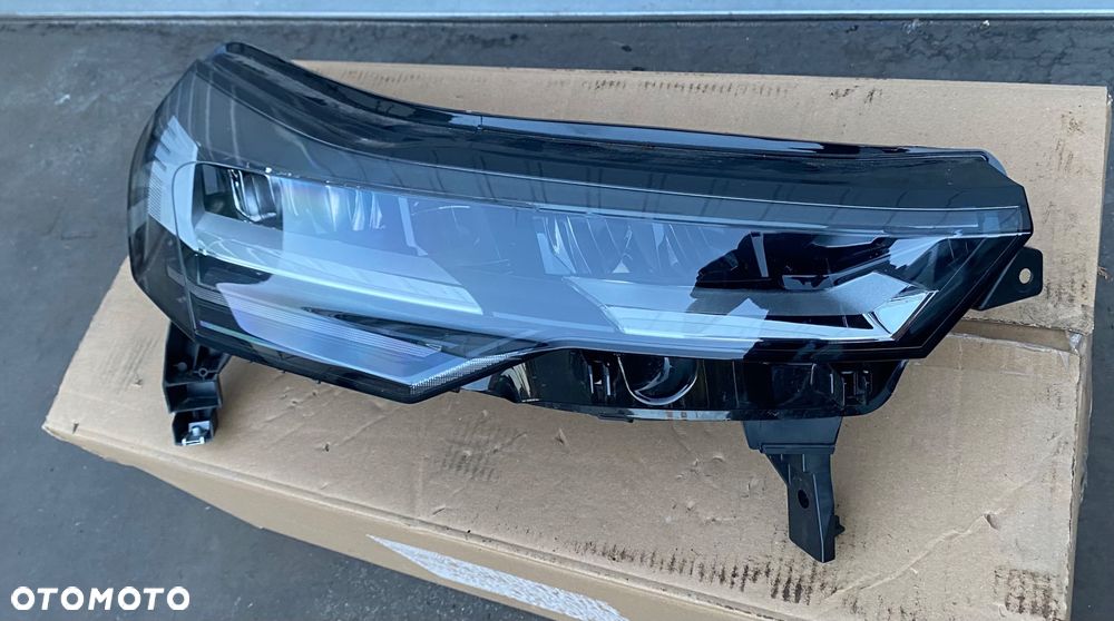 RENAULT CAPTUR 2 II LIFT FL 2024r symbioz Kompletna LAMPA PRZEDNIA PRAWA REFLEKTOR PRAWY PRZÓD FULL LED  LEDOWY  EUROPA FULLLED  260100091R Wwa - 1