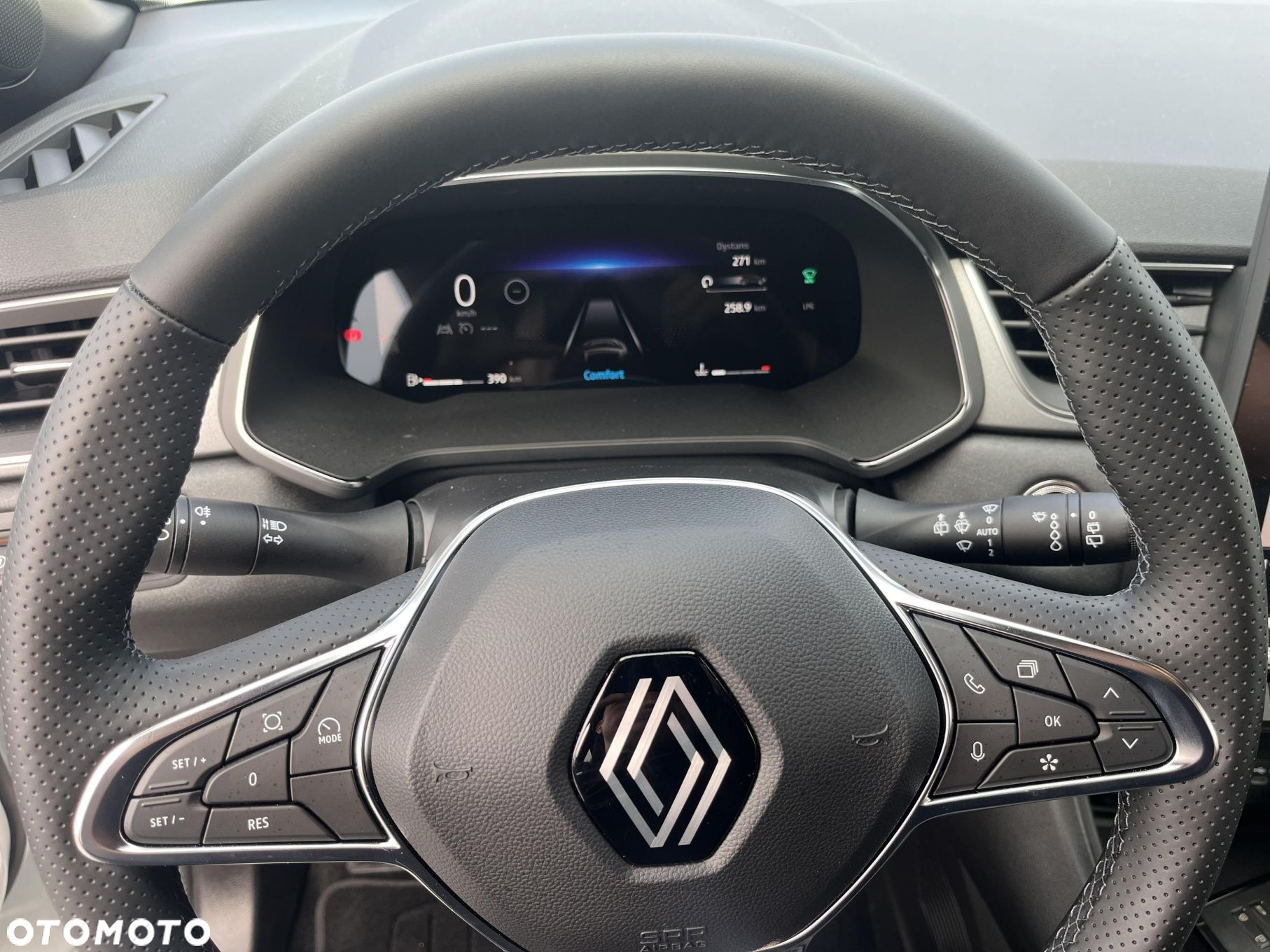 Renault Captur - 14