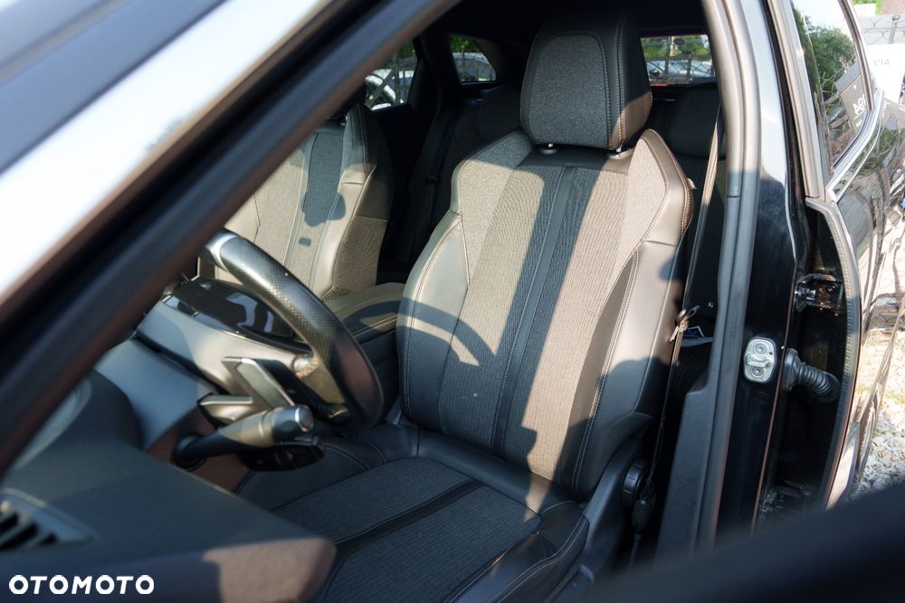 Peugeot 3008 THP 165 EAT6 Stop & Start Allure - 12