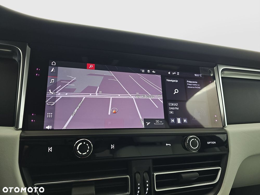 Porsche Macan Standard - 28