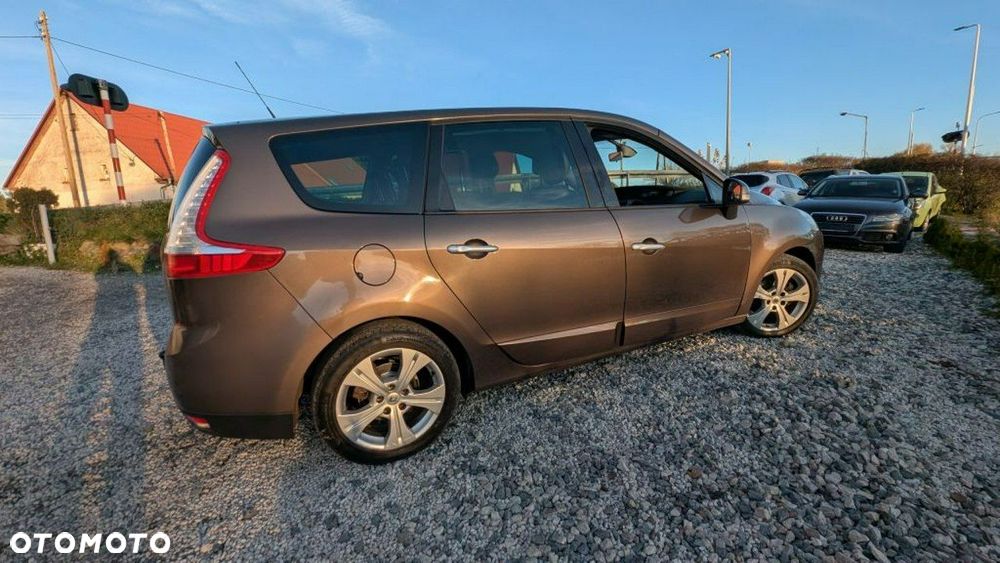 Renault Grand Scenic - 4