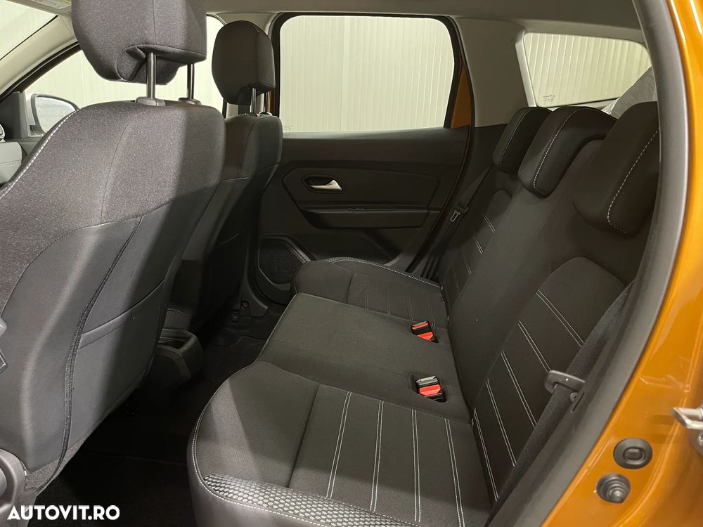 Dacia Duster 1.6 SCe Prestige jante 17" - 11