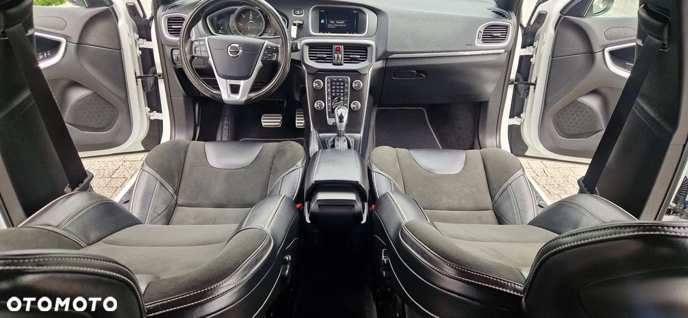 Volvo V40 - 34