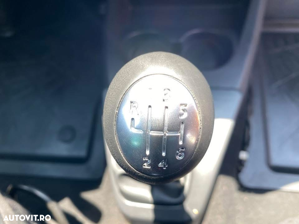 Dacia Lodgy 1.5 Blue dCi Ambiance - 16