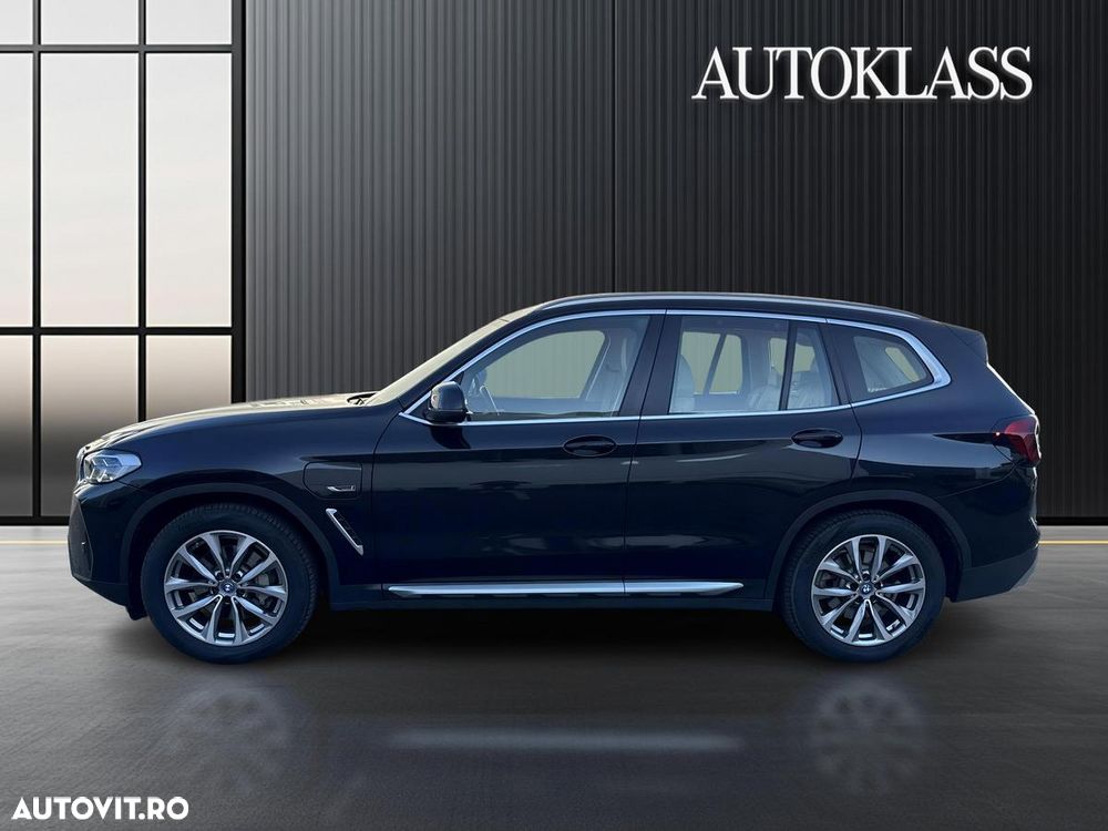 BMW X3 xDrive30e AT PHEV - 3