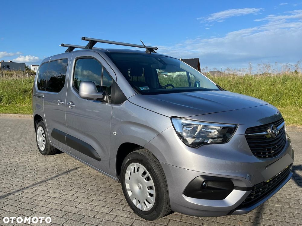 Opel Combo 1.2 Turbo Enjoy S&S - 2