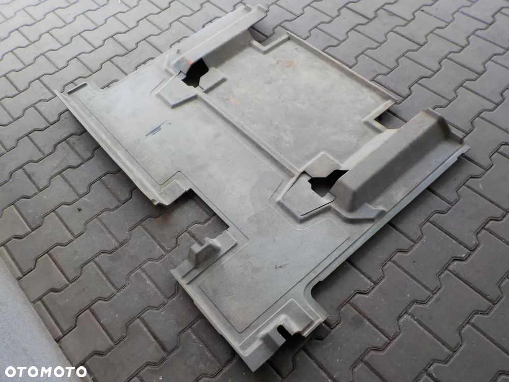VW CRAFTER SPRINTER DOKA DUBELKABINA WYKŁADZINA GUMA PODŁOGA TYŁ - 3