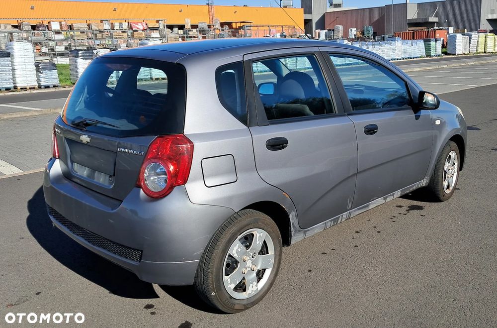 Chevrolet Aveo 1.2 16V LS - 4
